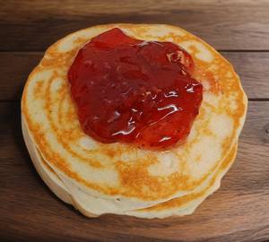 Pancake With Strawberry Topping (2 Pieces)