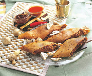 Mushroom Schezwan Dosa