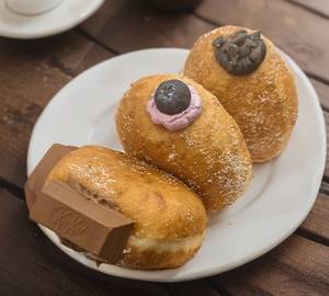 Assorted Bombolonis (3 Pcs )