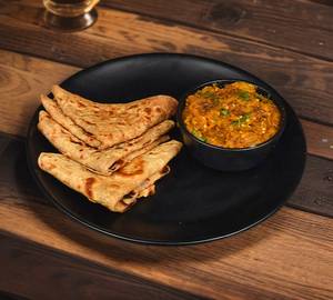 Egg bhurji thali