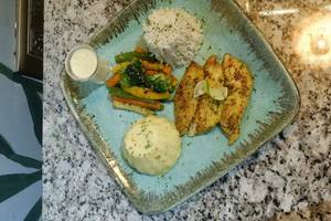 Grilled Fish With Lemon Butter Sauce