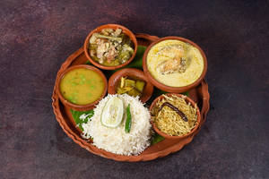 Bhapa Bhetki Thali