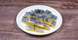 Kaju Kesar Barfi