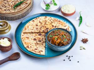 Sattu Paratha With Chicken Curry