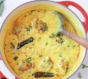 Dhaba Punjabi Kadi