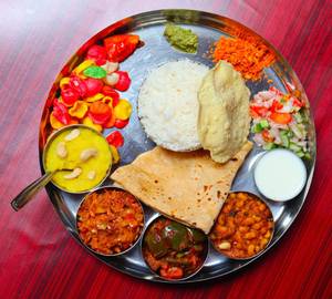 Veg Chapati Thali