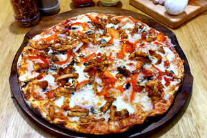 Chicken Tikka Pizza