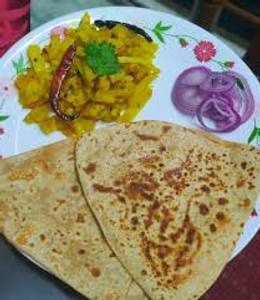 Roti With Aloo Bhujia