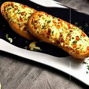 Exotic Stuffed Garlic Bread