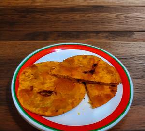 Aloo Pyaaz Poori (2 Pieces)