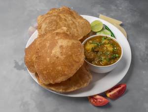 Puri Aloo Curry