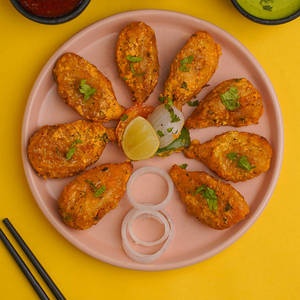 Paneer Afghani Momos Dry ( 8 Pcs )