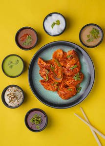 Chicken Tandoori Momos (8 Pcs)