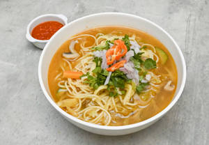 Clear Noodles Soup