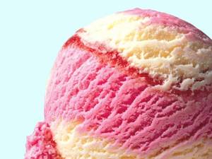 Banana 'N Strawberry Ice Cream
