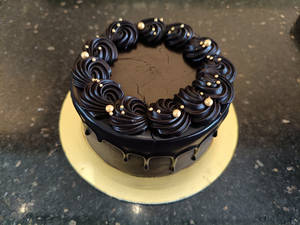 Classic Truffle Bento Cake ( 350 Grams )