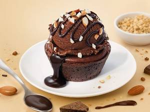 Choco Lava Cake Sundae (Chocolate).