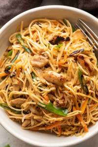 Tandoori Chicken Chowmin+ Tandoori Chilli Chicken