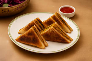 Tomato Omlet Sandwich
