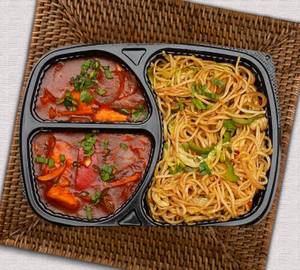 Chilli Paneer with Noodles