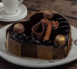 Dutch Truffle Heart Premium Chocolate Cake 500 Grams