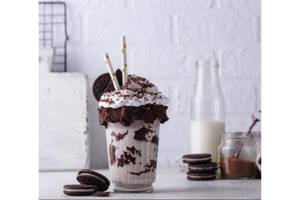 Oreo Crunch Frappe Royale
