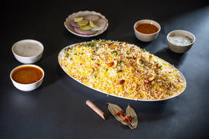 Veg Dum Biryani Family Pack [Serves 4-5]