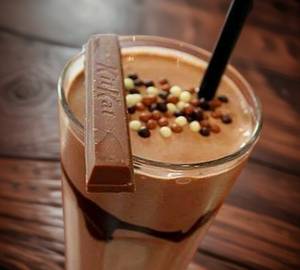 Thick  Kitkat Shake