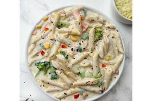 White Sauce Veg Pasta