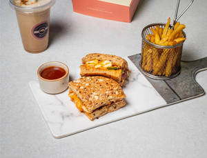 Makhani Paneer Panini