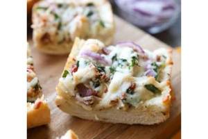 Chicken Cheese Garlic Bread