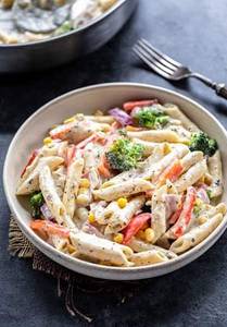 White Souce Pasta