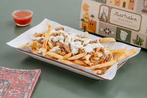 Messy French Fries With Shawarma Chicken