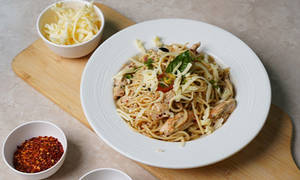 Spaghetti Aglio E Olio Chicken