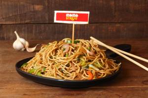 Veg Burnt Garlic Noodles