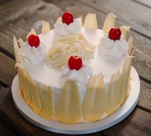 White Forest Cake