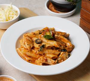 Penne Pink Sauce Chicken