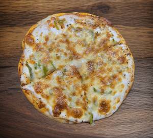 Cheese Capsicum pizza