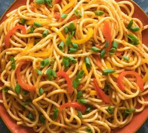 Schezwan Noodles ( 650 Ml Container)