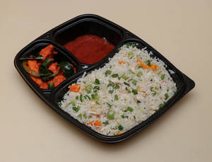 Chicken Fried Rice with Chilly Chicken Boneless (5 pcs)