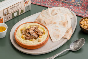 Hummus With Shawarma Chicken