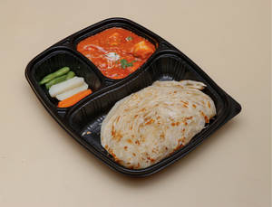 Malabar Parotta (2 pcs) with Butter Chicken Boneless (5 pcs)