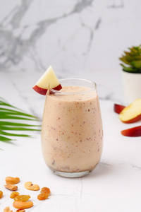 Dry Fruit Apple Milkshake