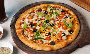 Qube Veg Pizza