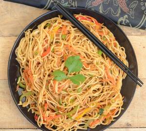 Hakka Noodles