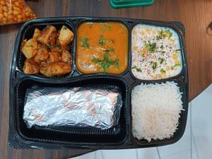 Veg chaska thali