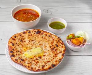 Paneer Naan (Per Pc)