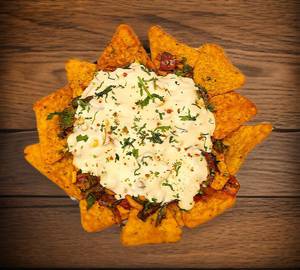 Cheesy Salsa Nachos