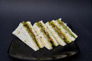 Bombay Kaccha Sandwich