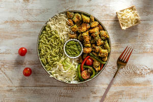 High Protein Italian Pesto Tomato Basil Chicken Rice Bowl